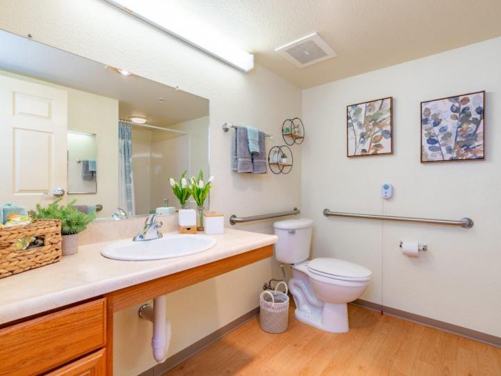 Eskaton Village Grass Valley CA Senior Living Retirement Community near