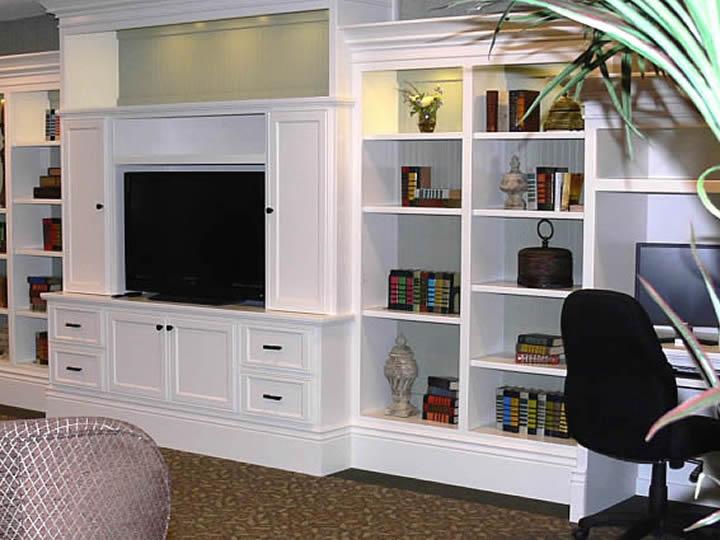 Eskaton Care Center Fair Oaks lobby TV area