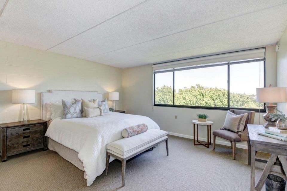 Deluxe One Bedroom