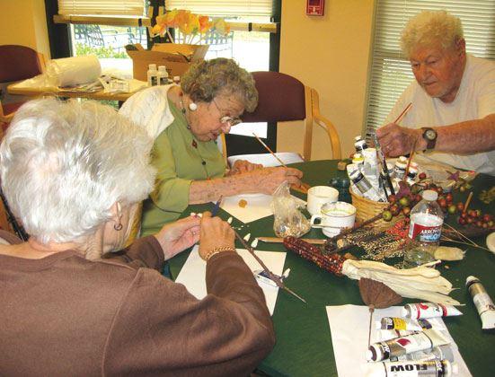  The Reutlinger Community arts and craft class