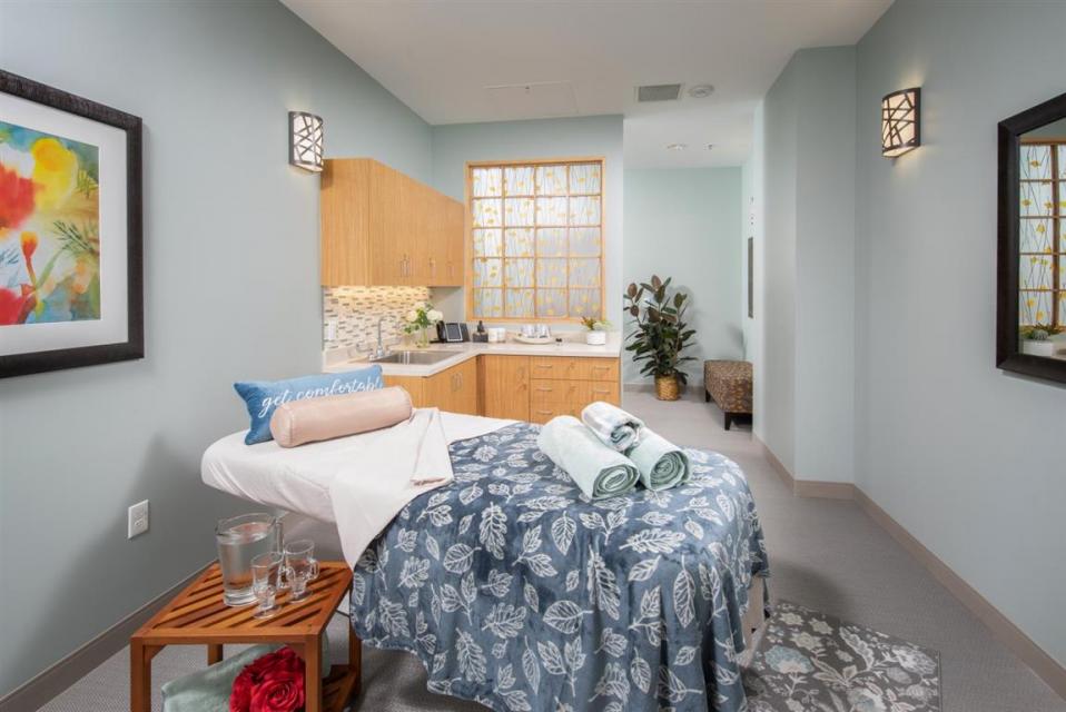 The Trousdale Spa room